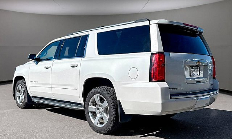 2018 Chevrolet Subur...