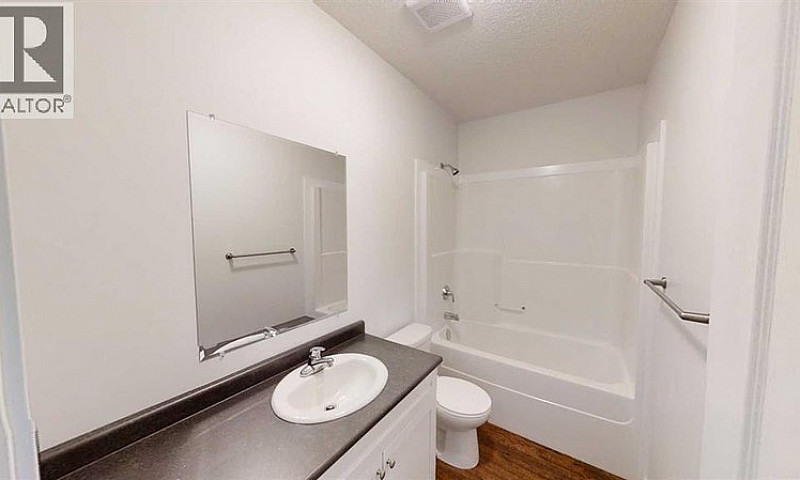 B, 9717 112 Avenue C...