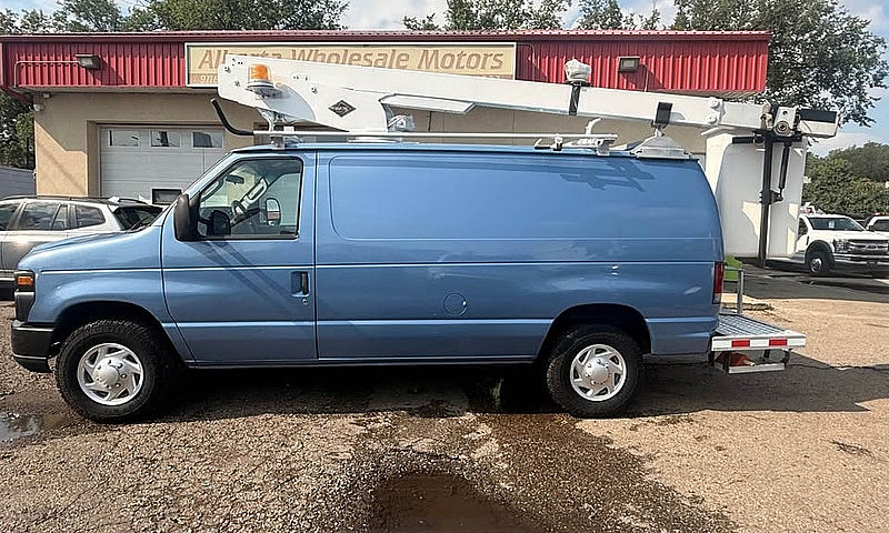 2010 Ford Econoline ...