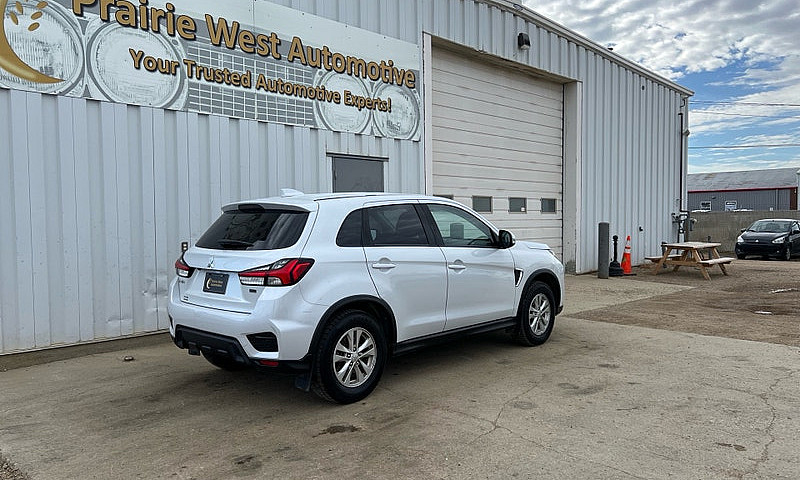 2022 Mitsubishi Rvr ...