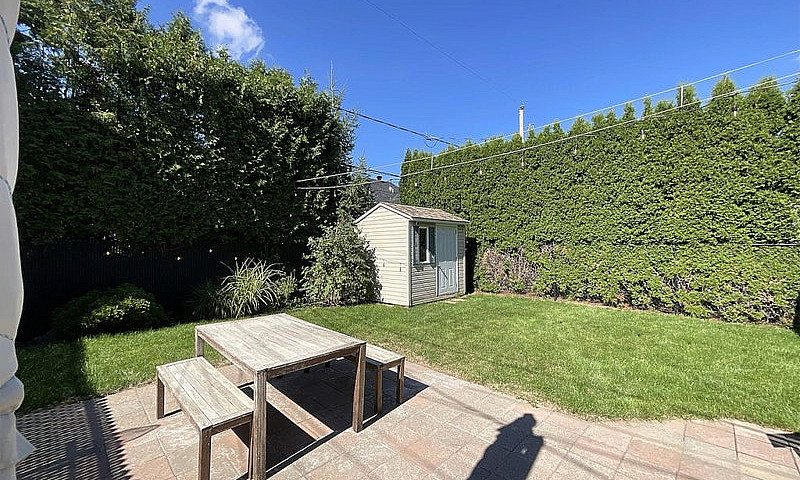 $847,000 - 2 Storey ...