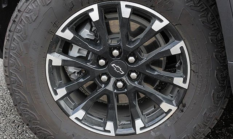 2027 Chevrolet Trave...