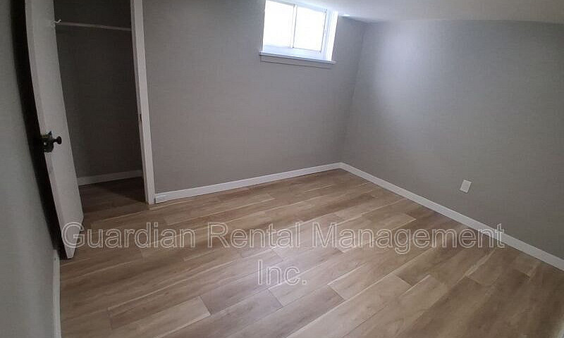 2 Bedroom, 1 Bath Un...