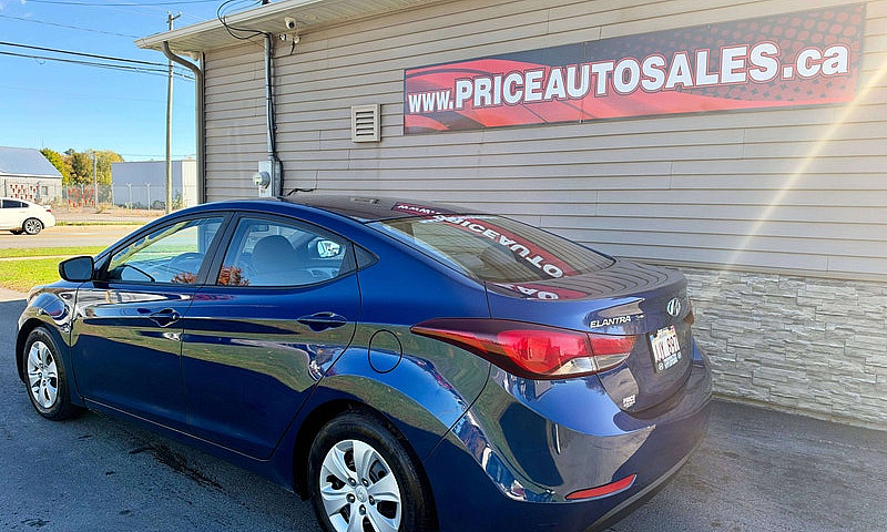 2016 Hyundai Elantra...