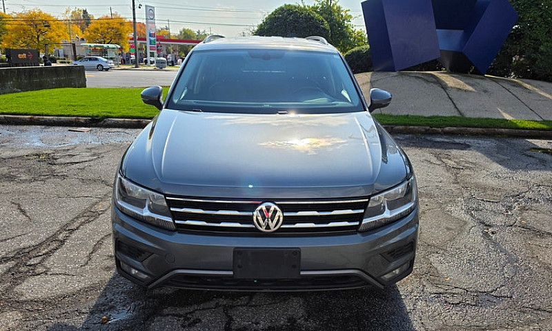 2021 Volkswagen Tigu...