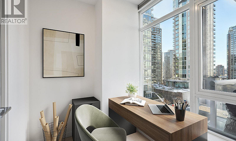 707 480 Robson Stree...