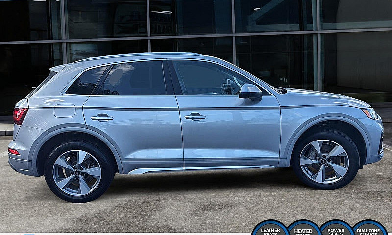 2024 Audi Q5 45 Komf...