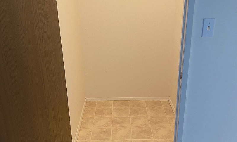 Thompson Apts # 6...