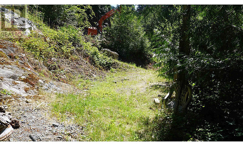 Lot D 5680 Carmel Pl...