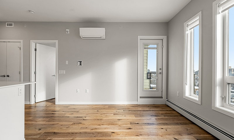 26 Ave Sw & 17A Sw| ...