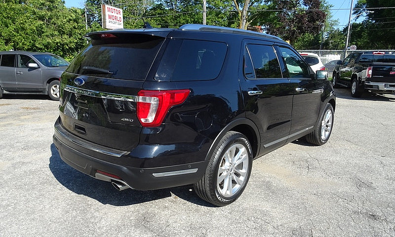 2019 Ford Explorer L...