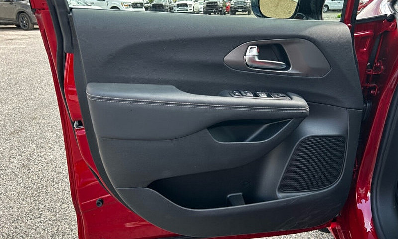 2025 Chrysler Grand ...