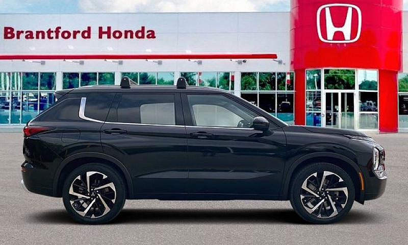 2022 Mitsubishi Outl...