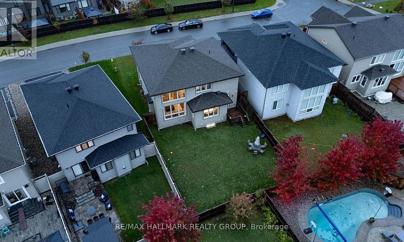 305 Oxer Place S Ott...