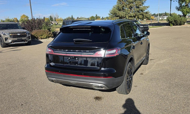2023 Lincoln Nautilu...