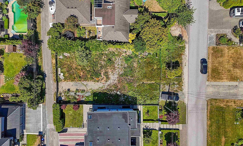 15554 Cliff Avenue W...