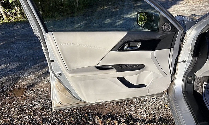 2017 Honda Accord Lx...