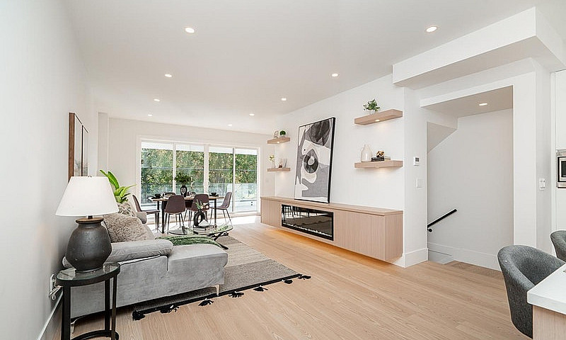 101 17059 0 Avenue S...