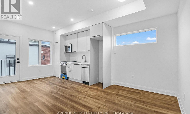 202 - 436 Athlone Av...