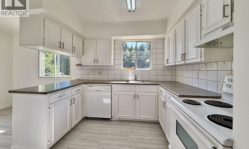 1290 Stewart Road Gi...