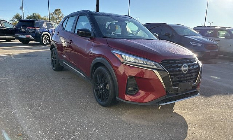 2023 Nissan Kicks Sr...