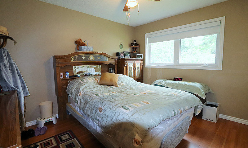 Renovated Bungalow O...
