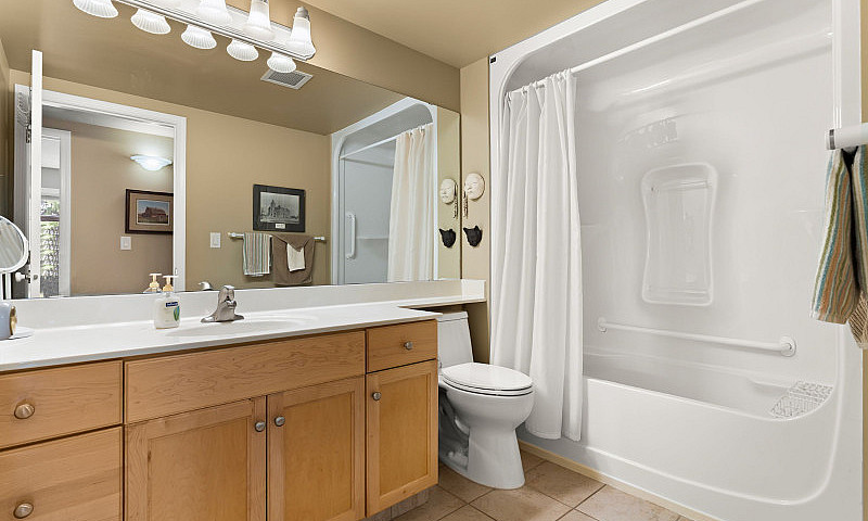#221 2330 Hamilton S...