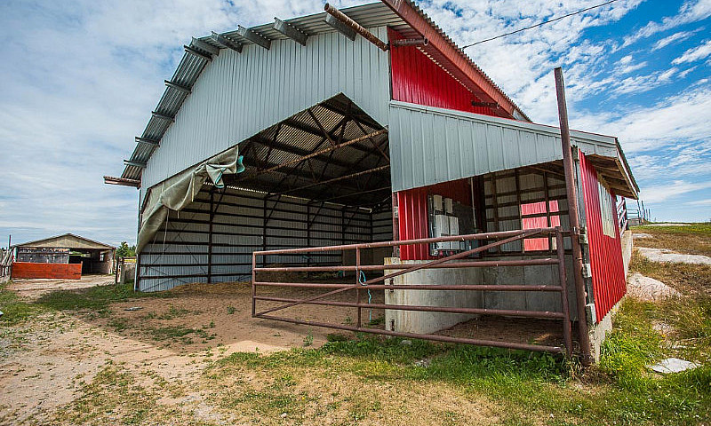 2854 Government Road...