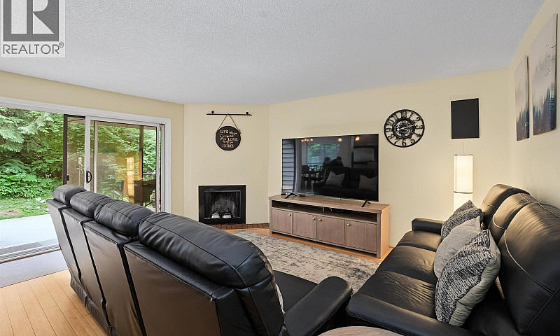 3381 William Avenue ...