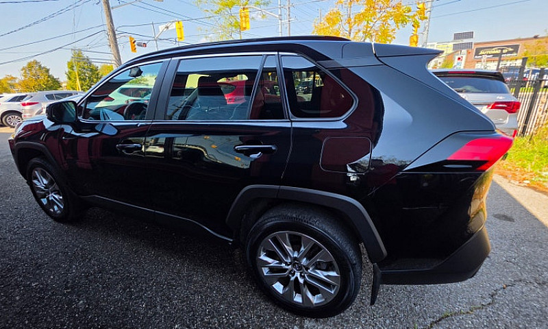 2020 Toyota Rav4 Xle...