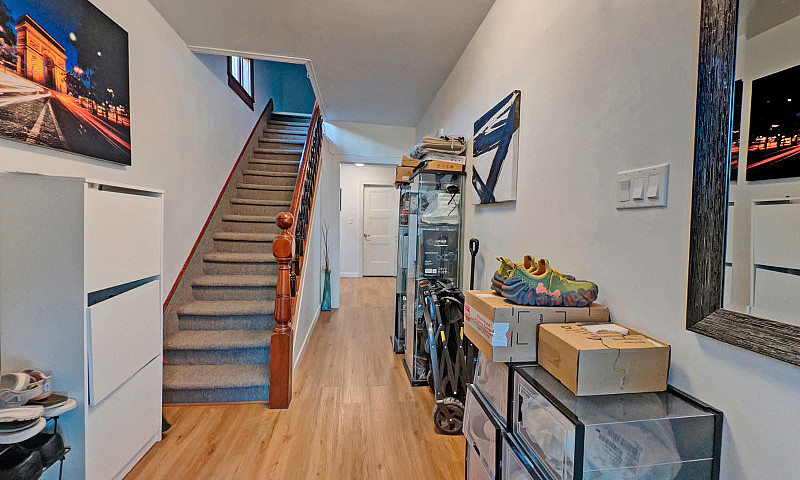 Lovely 4 Bedroom & 2...
