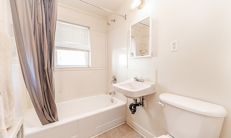 59 Hargrave St- Bord...