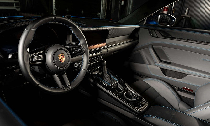 2026 Porsche 911 202...
