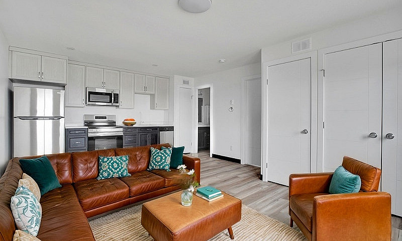 One & Two Bedroom Un...