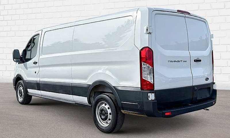 2025 Ford Transit Ca...