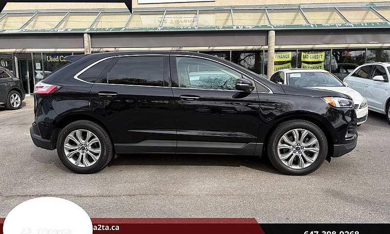 2019 Ford Edge Titan...