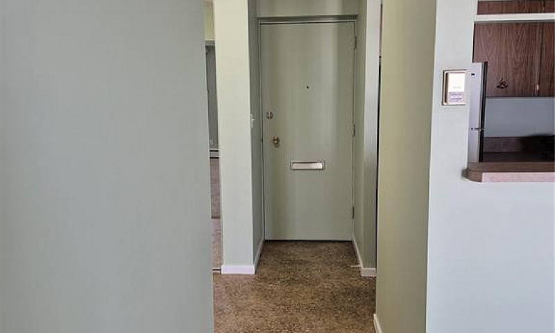 *Condo For Sale* - 4...