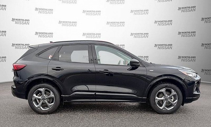 2023 Ford Escape St-...