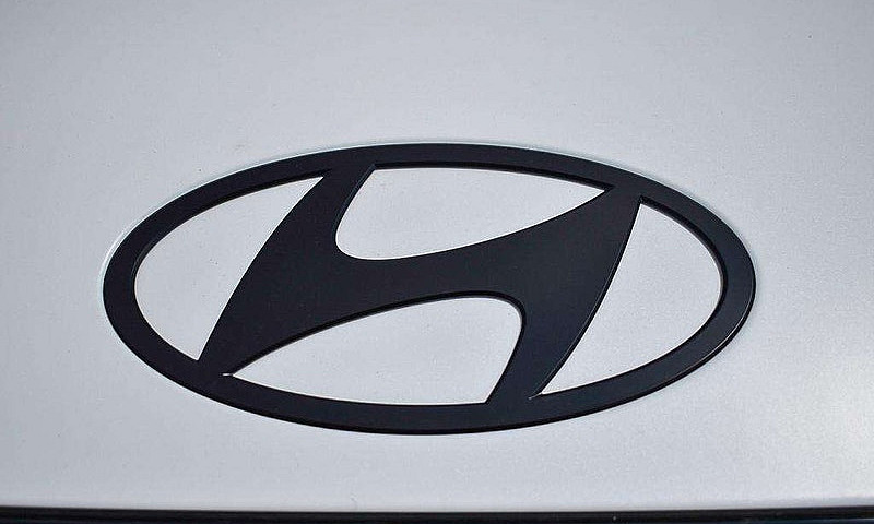 2026 Hyundai Santa F...