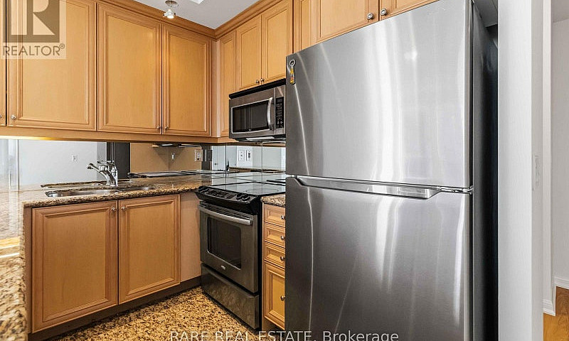 1515 - 628 Fleet Str...