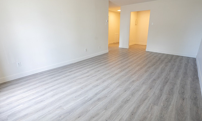 3 1/2 Style Condo, À...