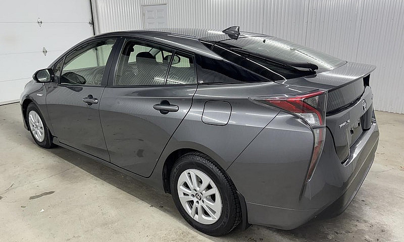 Toyota Prius Hayon 5...