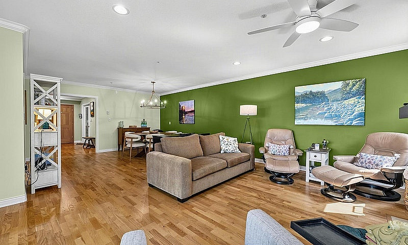 203 1725 128 Street ...