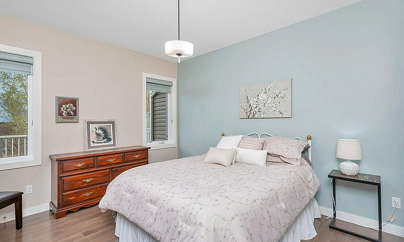 4920 Beardsley Ave.,...