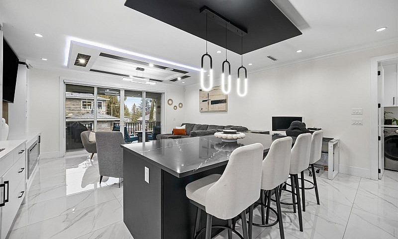 11693 95A Avenue Del...