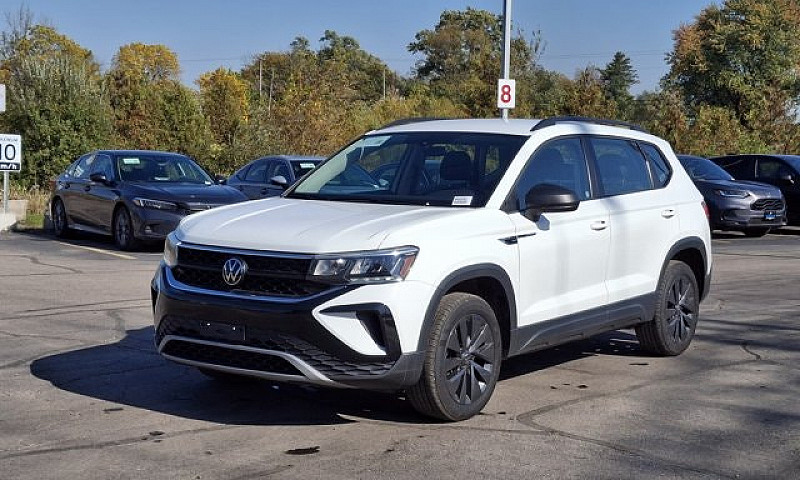 2024 Volkswagen Taos...