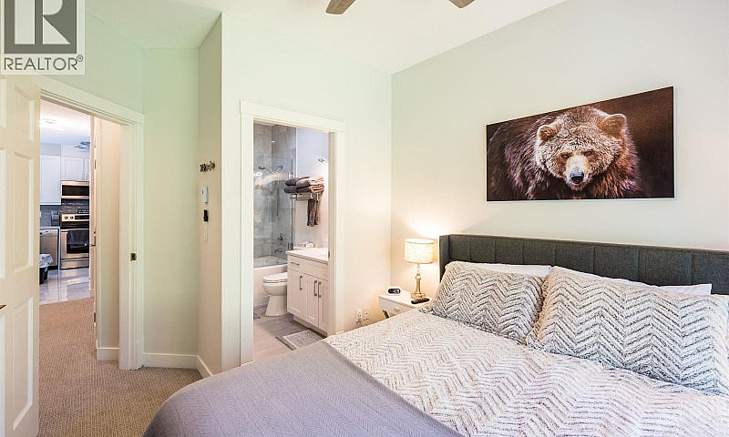 311 4405 Blackcomb W...