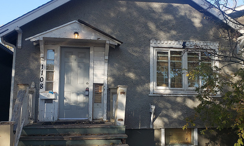 1108 Garnet St - Cha...