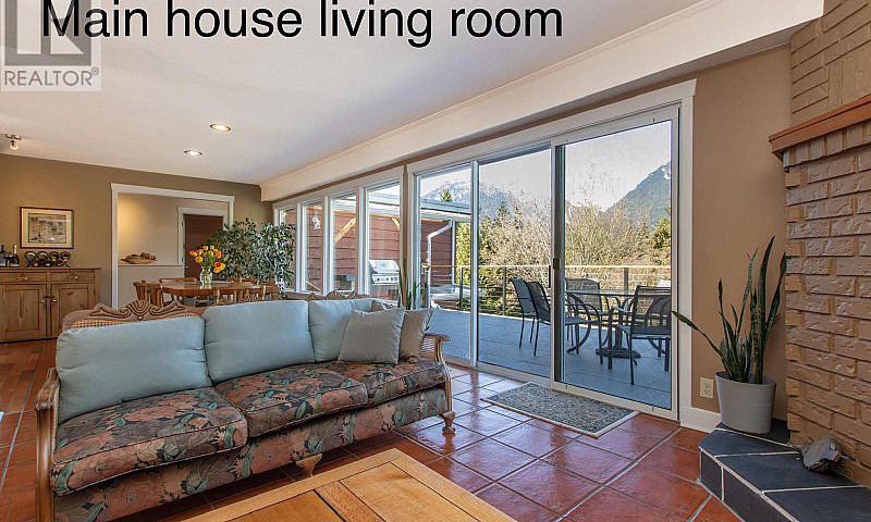 40549 Ayr Drive Squa...
