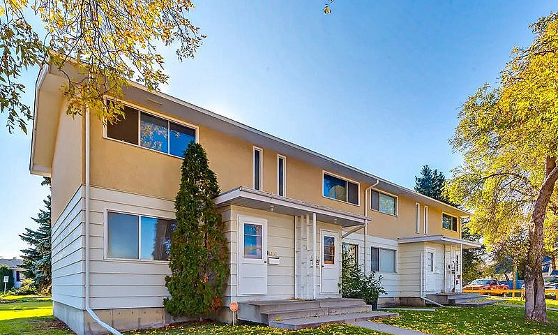 Townhomes With In Su...